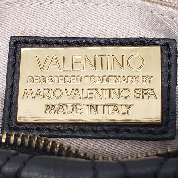 Valentino Vanille D Sauvage Black Quilted Shoulder Bag - Picture 10 of 16